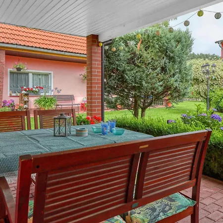 Holiday home Doppelhaushaelfte