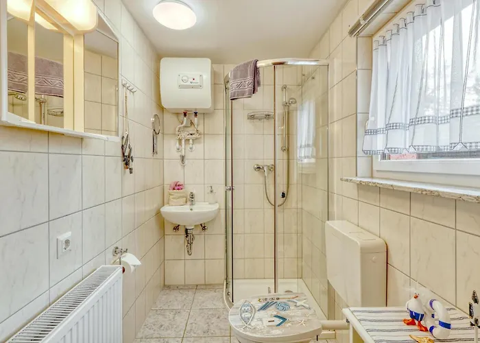 بيت للعطل Doppelhaushaelfte